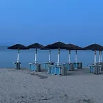 Trifili Case de vacanță