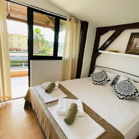 Trifili Vakantiehuis *